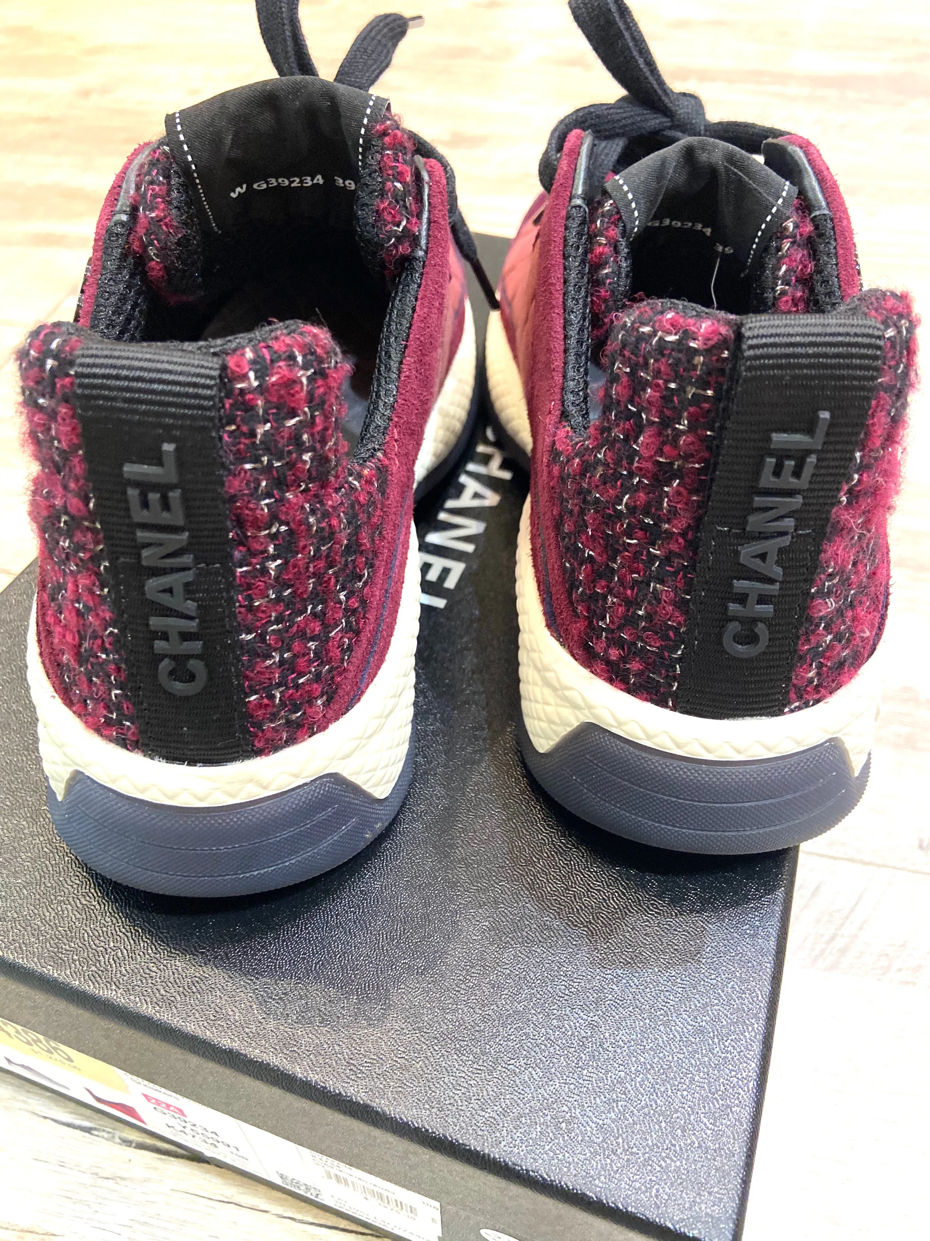CHANEL SUEDE CALFSKIN TWEED CC SNEAKERS