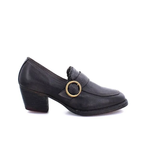 Dyba Vintage Style Loafers in Black