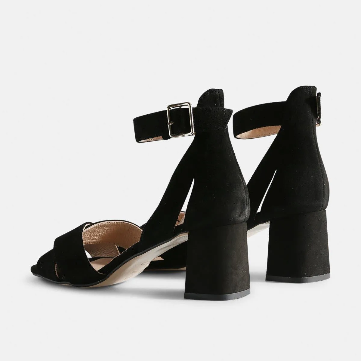 may cross sandal (black)