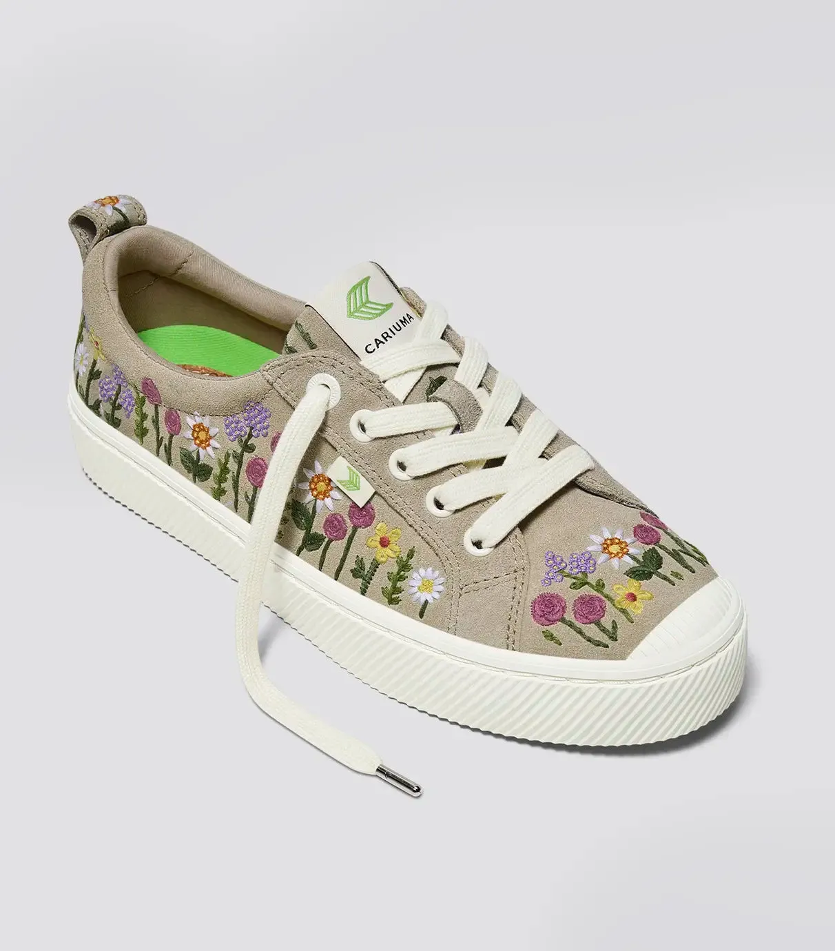 OCA Low Sand Embroidered Flowers Suede Sneaker