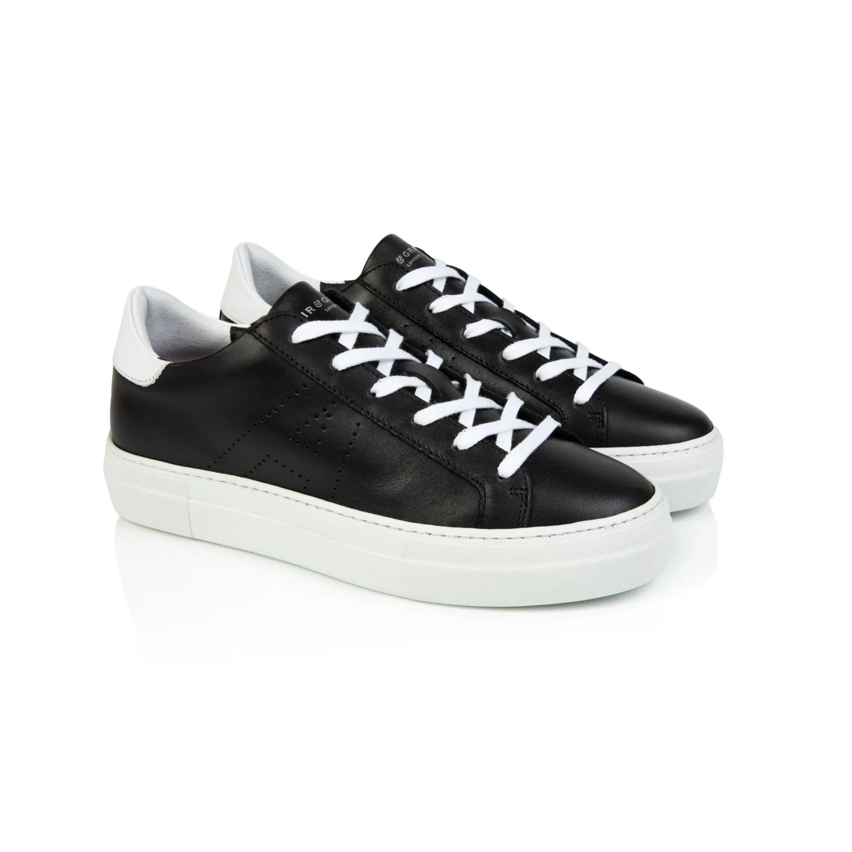 Roxy Signature: Black Leather Trainers